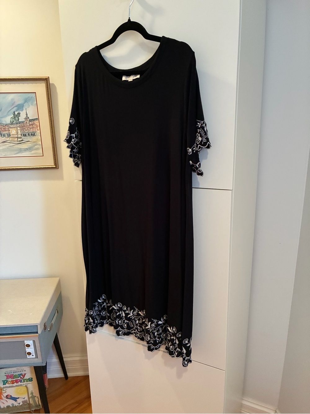 LOFT Black Embroidered Hem & Sleeve Shift Dress - Women XXL